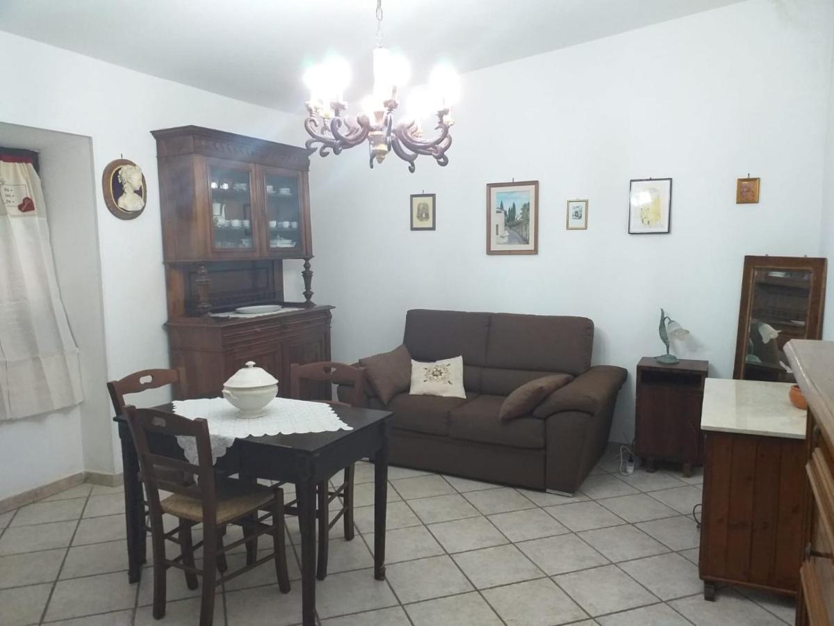 Appartement La Casa Di Lina à Sezze Extérieur photo