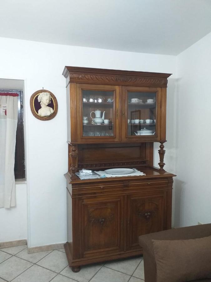 Appartement La Casa Di Lina à Sezze Extérieur photo