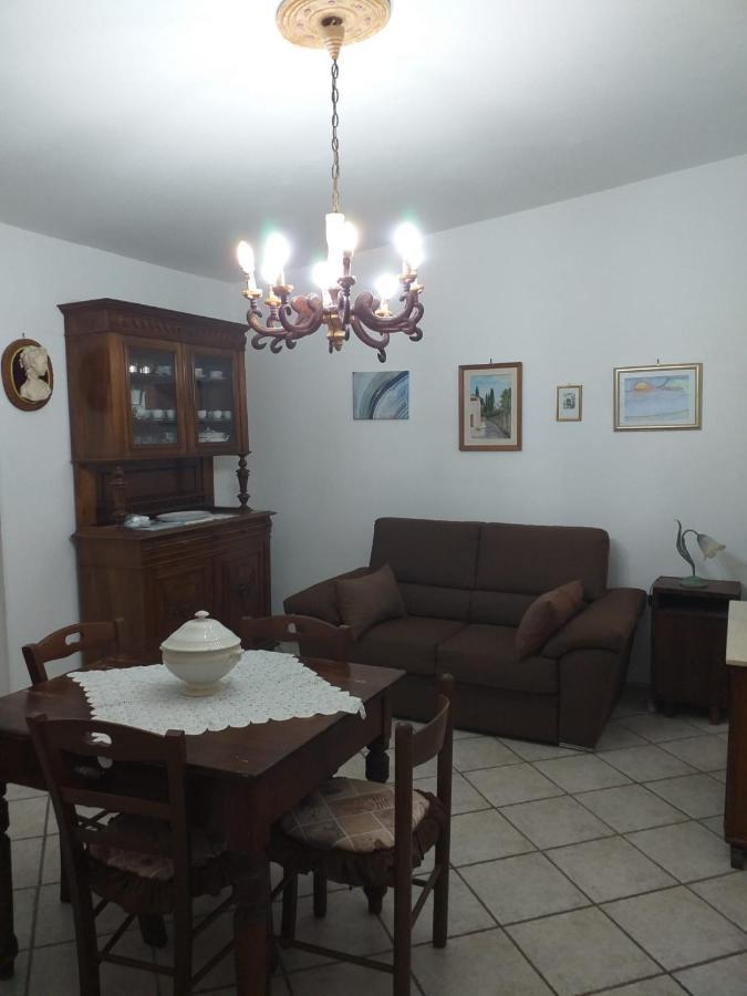 Appartement La Casa Di Lina à Sezze Extérieur photo