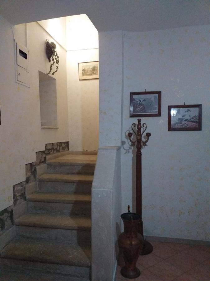 Appartement La Casa Di Lina à Sezze Extérieur photo